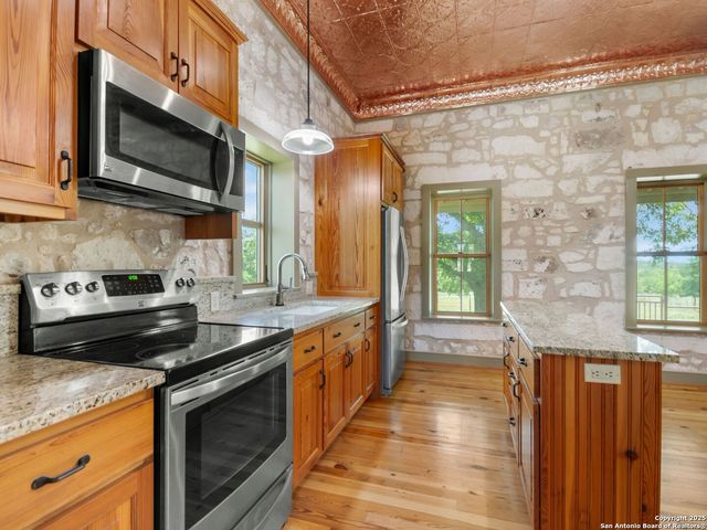 4369 Reeh Weinheimer, Fredericksburg, TX 78624