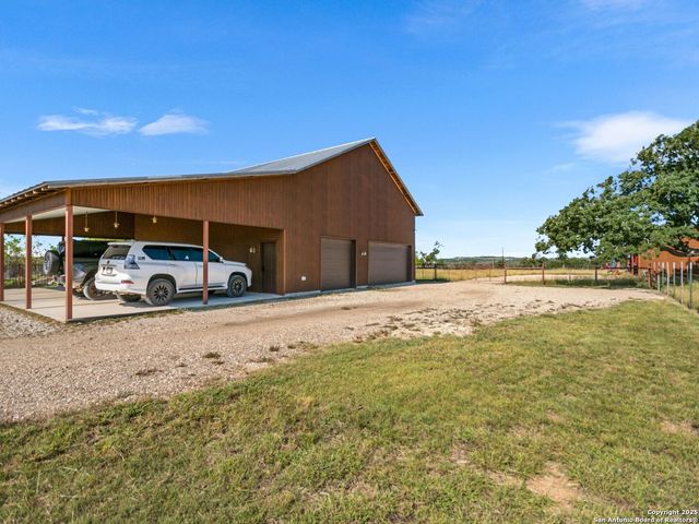 4369 Reeh Weinheimer, Fredericksburg, TX 78624