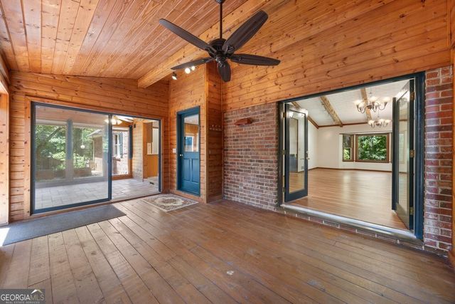 2600 Mack Dobbs Road NW, Kennesaw, GA 30152