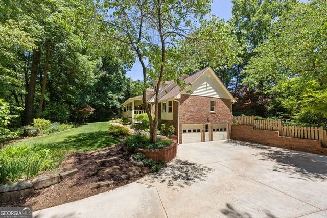 2600 Mack Dobbs Road NW, Kennesaw, GA 30152