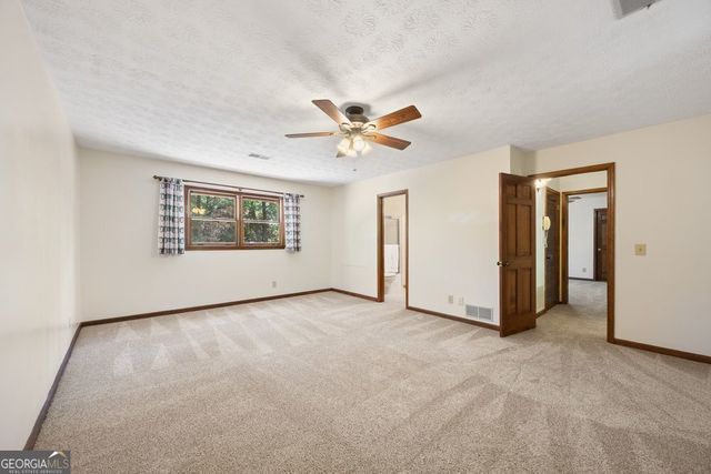 2600 Mack Dobbs Road NW, Kennesaw, GA 30152