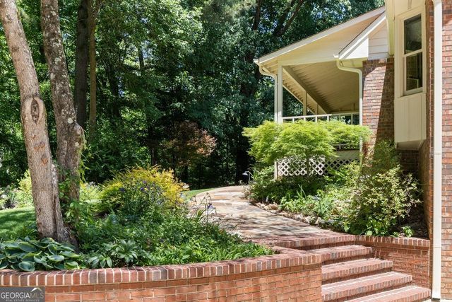 2600 Mack Dobbs Road NW, Kennesaw, GA 30152