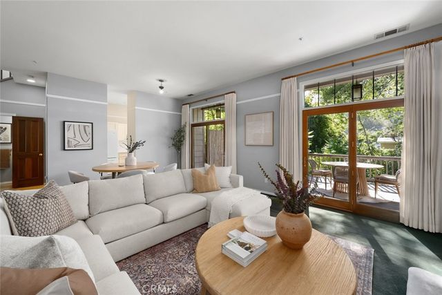 574 Dana B, San Luis Obispo, CA 93401