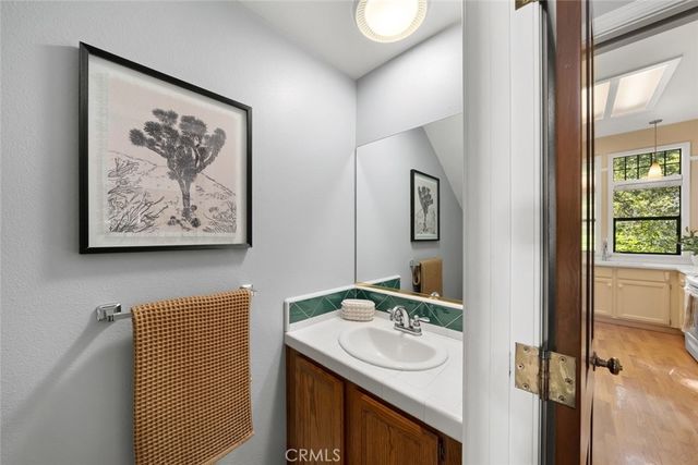574 Dana B, San Luis Obispo, CA 93401