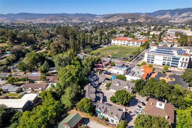 574 Dana B, San Luis Obispo, CA 93401