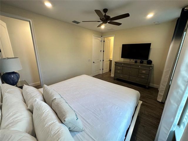 2976 ON THE ROCKS POINT, Kissimmee, FL 34747