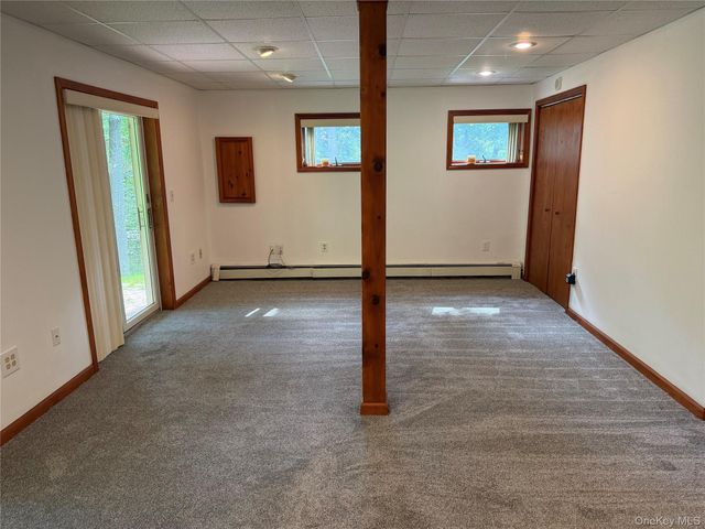 35 Moccasin View Road, Fishkill, NY 12524