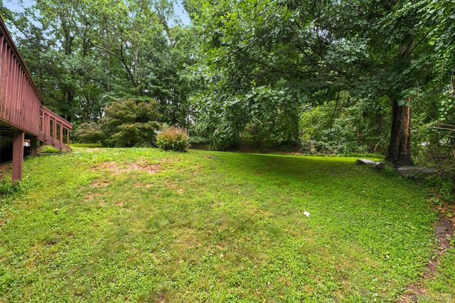 35 Moccasin View Road, Fishkill, NY 12524