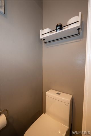 515 Mount Vernon Road, Amherst, NY 14226