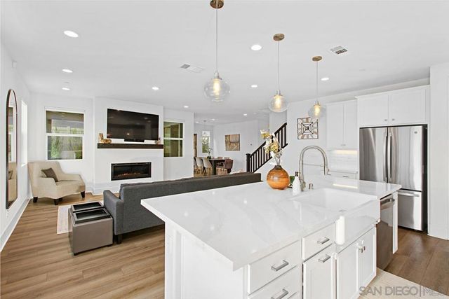 39493 Dayspring Way, Temecula, CA 92591