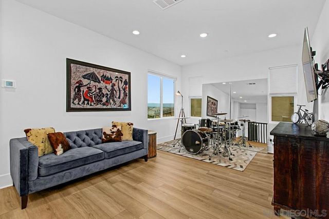 39493 Dayspring Way, Temecula, CA 92591