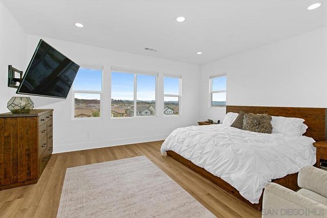 39493 Dayspring Way, Temecula, CA 92591