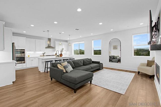 39493 Dayspring Way, Temecula, CA 92591