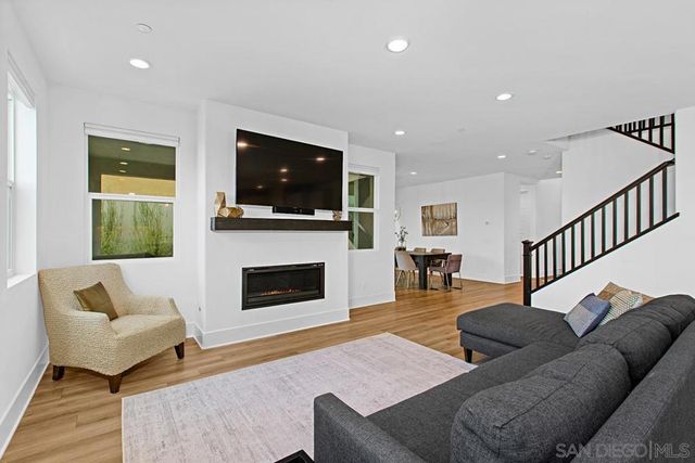 39493 Dayspring Way, Temecula, CA 92591