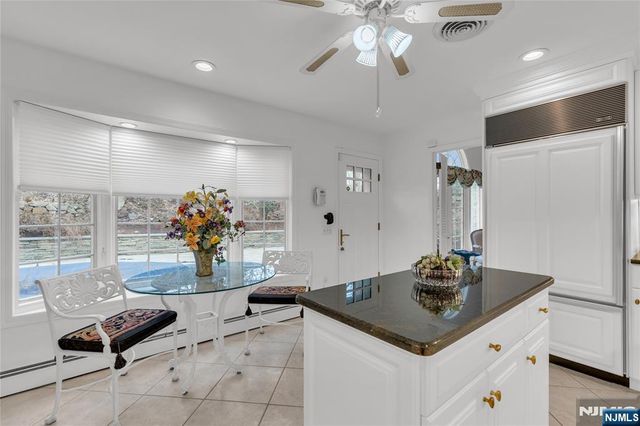 151 Kingwood Court, Little Falls, NJ 07424