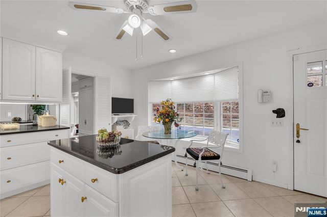 151 Kingwood Court, Little Falls, NJ 07424