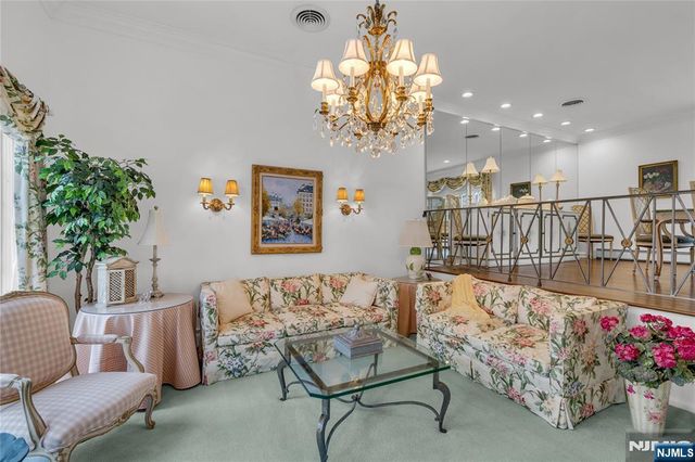151 Kingwood Court, Little Falls, NJ 07424