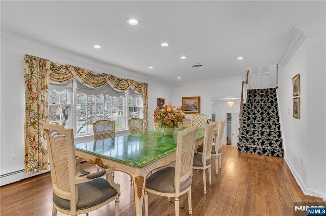 151 Kingwood Court, Little Falls, NJ 07424