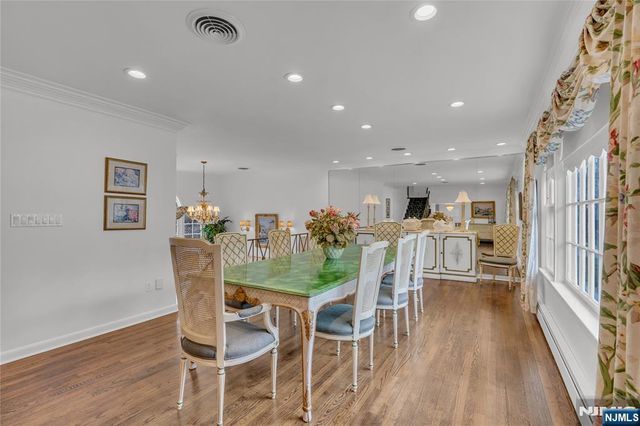 151 Kingwood Court, Little Falls, NJ 07424