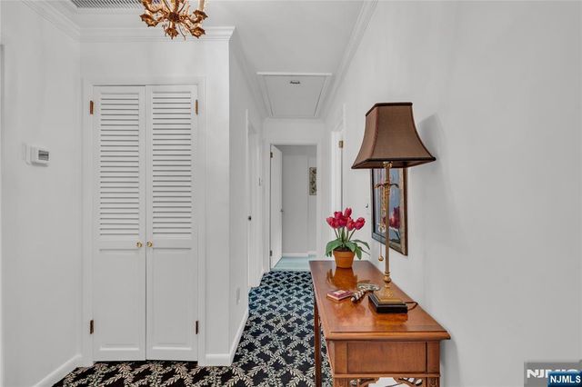 151 Kingwood Court, Little Falls, NJ 07424