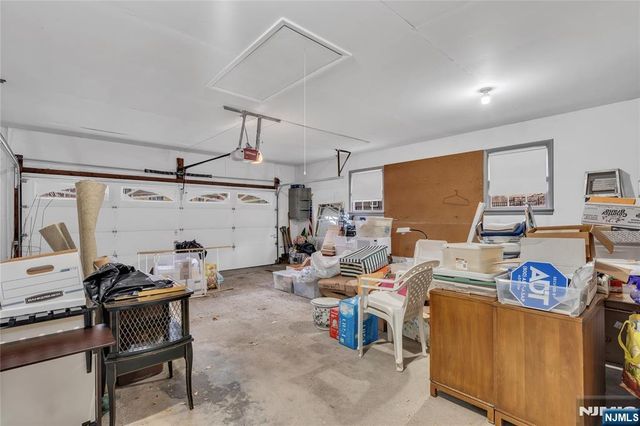151 Kingwood Court, Little Falls, NJ 07424
