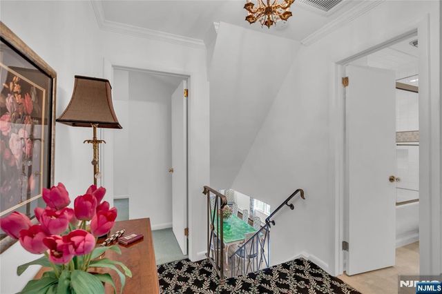 151 Kingwood Court, Little Falls, NJ 07424