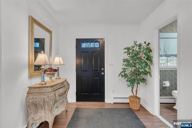 151 Kingwood Court, Little Falls, NJ 07424
