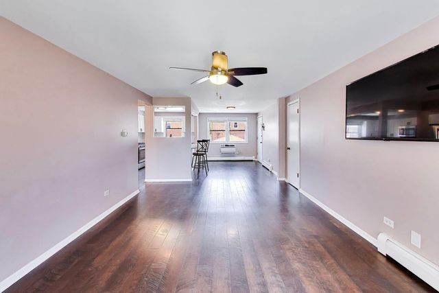 6565 N Harlem Avenue 2N, Chicago, IL 60631