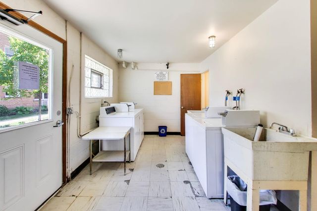 6565 N Harlem Avenue 2N, Chicago, IL 60631