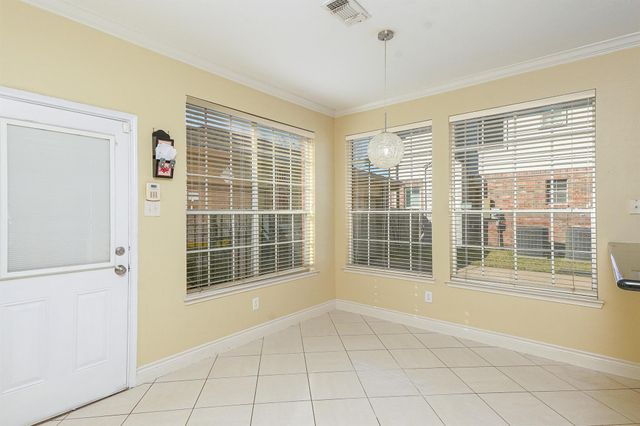 1502 Mulberry Court, Pearland, TX 77581