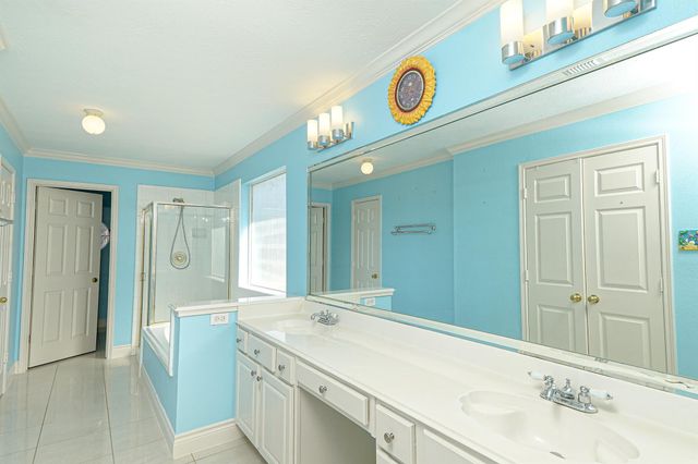 1502 Mulberry Court, Pearland, TX 77581