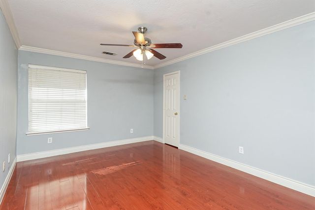 1502 Mulberry Court, Pearland, TX 77581