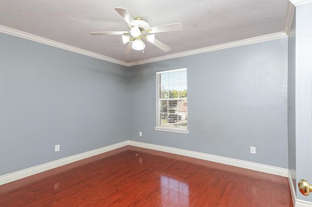 1502 Mulberry Court, Pearland, TX 77581