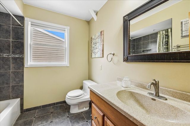 14101 Perkins Road, Woodstock, IL 60098