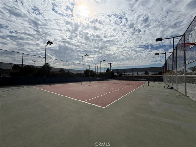 5585 E Pacific Coast 245, Long Beach, CA 90804