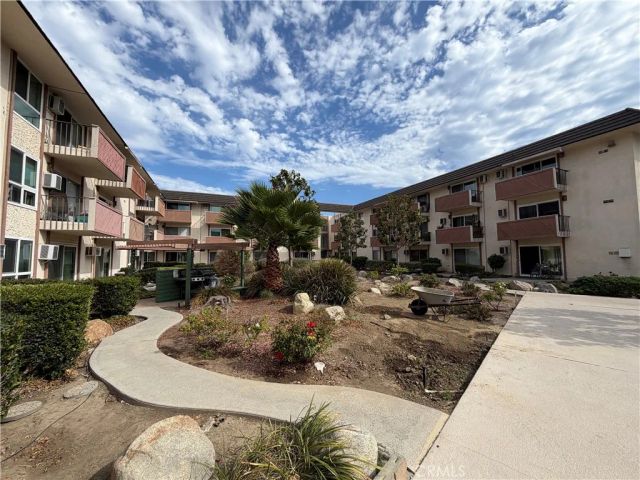 5585 E Pacific Coast 245, Long Beach, CA 90804