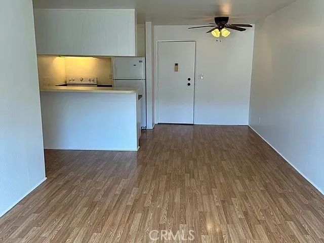 5585 E Pacific Coast 245, Long Beach, CA 90804