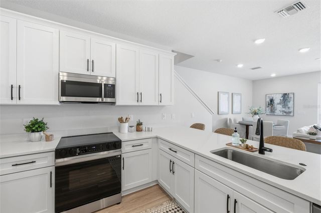 5831 JACKIE MAE PLACE, Riverview, FL 33578