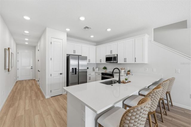 5831 JACKIE MAE PLACE, Riverview, FL 33578