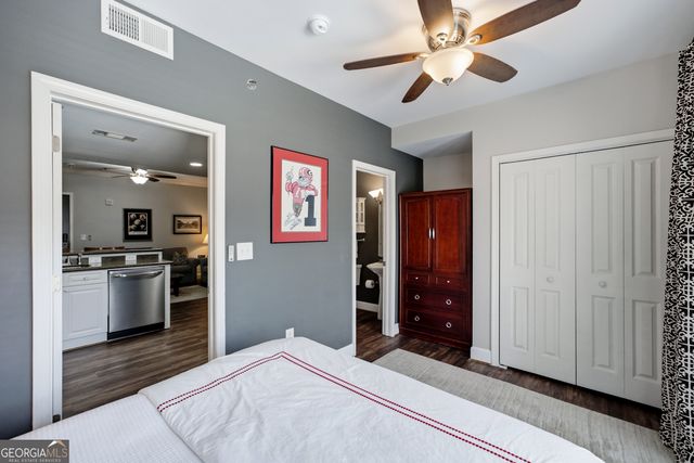 250 W Broad Street APT 612, Athens, GA 30601