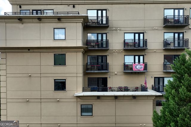 250 W Broad Street APT 612, Athens, GA 30601