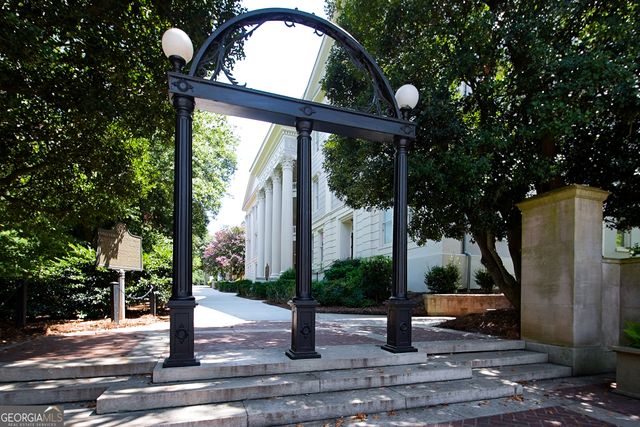 250 W Broad Street APT 612, Athens, GA 30601