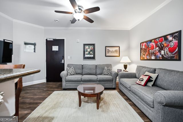 250 W Broad Street APT 612, Athens, GA 30601
