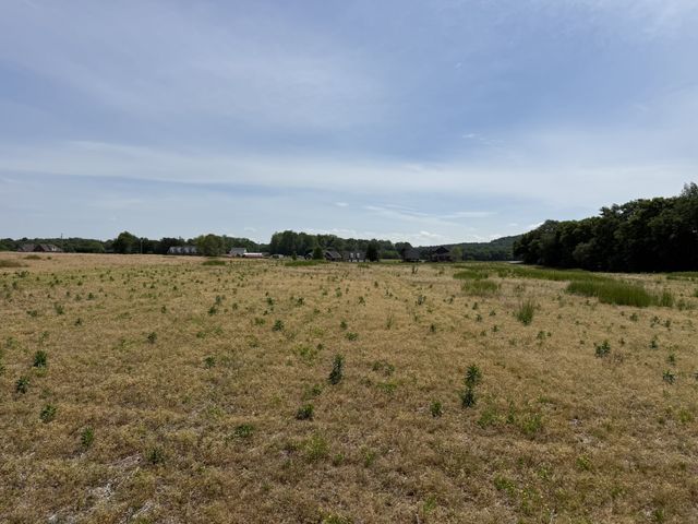 2 Liberty Rd, Winchester, TN 37398