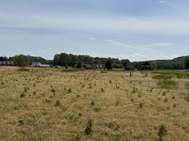 2 Liberty Rd, Winchester, TN 37398