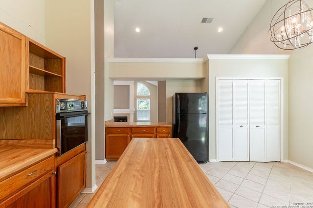 9159 Autumn Storm, San Antonio, TX 78254