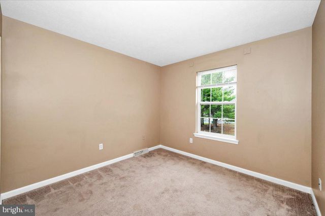 1184 HEATHFIELD RD, Sykesville, MD 21784