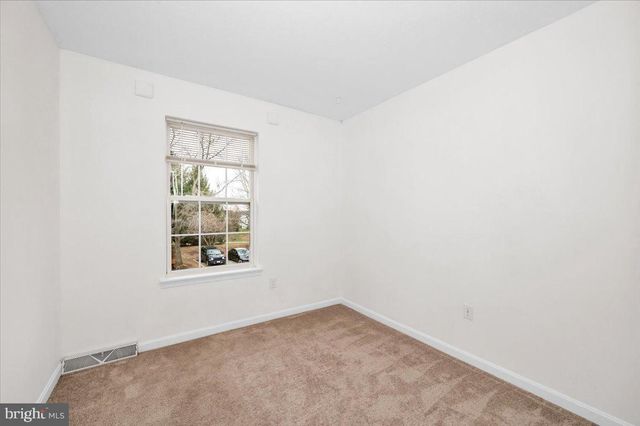 1184 HEATHFIELD RD, Sykesville, MD 21784