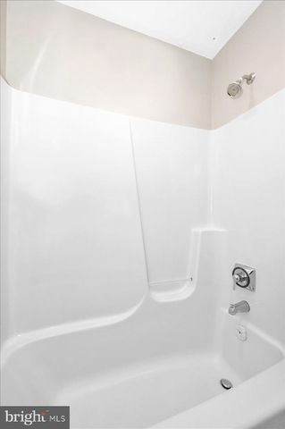 1184 HEATHFIELD RD, Sykesville, MD 21784