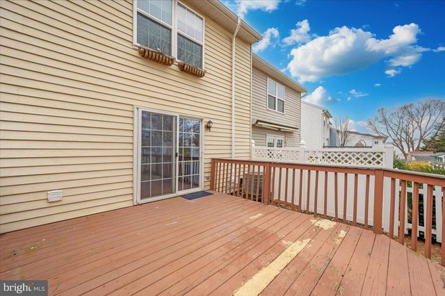 1184 HEATHFIELD RD, Sykesville, MD 21784